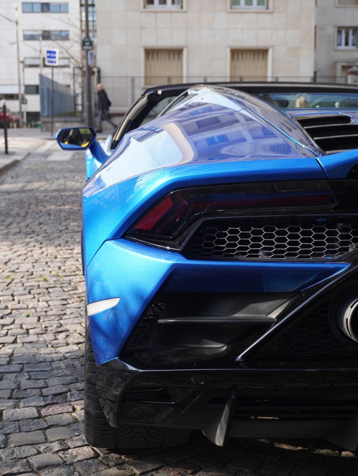 Lamborghini Huracan Evo Spider — photo 7